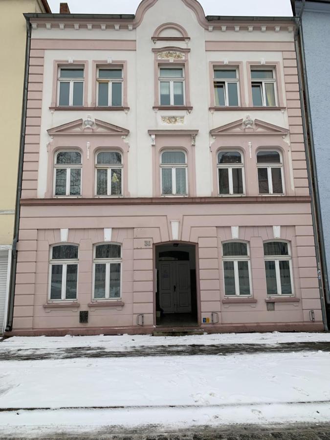 Best-Preis Fewo Rathausblick 2 - Zentrale Lage In Wittenberge - 2 Personen - Einzelzimmer - Vollausstattung - Wlan / Prime & Self-Check-In Kültér fotó